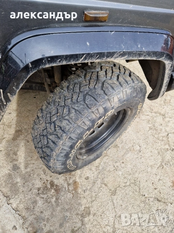 гуми за джип 235/75/15, снимка 4 - Гуми и джанти - 53778480