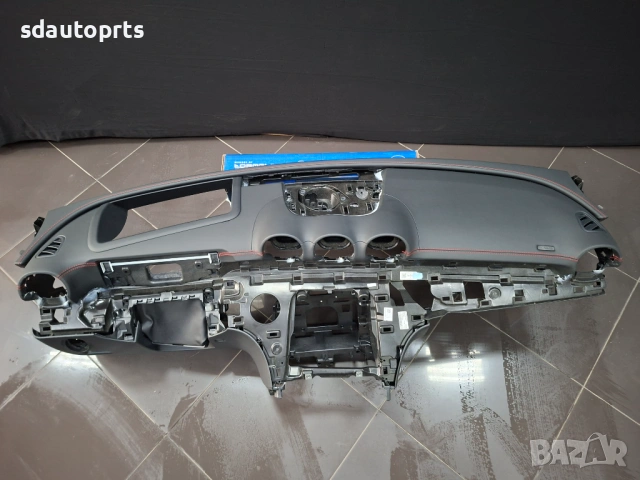 Ново Кожено Табло с Червен шев Mercedes W206 AMG A2066802707 HUD, снимка 2 - Части - 53896384