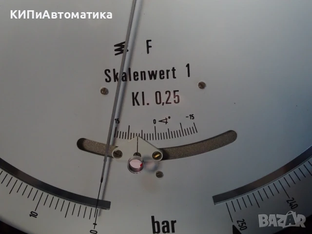 образцов манометър WIKA 341.11.250 (0-250)Bar precision test pressure gauge, снимка 4 - Резервни части за машини - 50505318