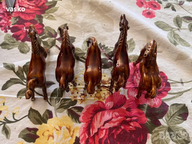 Порцеланови коне, снимка 6 - Колекции - 50149475