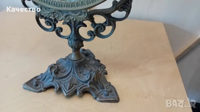 Настолно огледало , снимка 4 - Антикварни и старинни предмети - 51108336