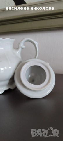 Стар порцеланов чайник, снимка 2 - Аксесоари за кухня - 53868552