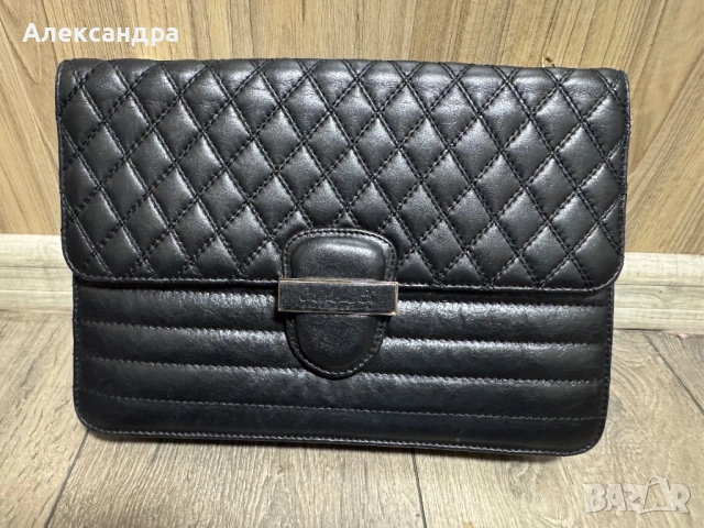 Отлична Carlo Colucci!!!