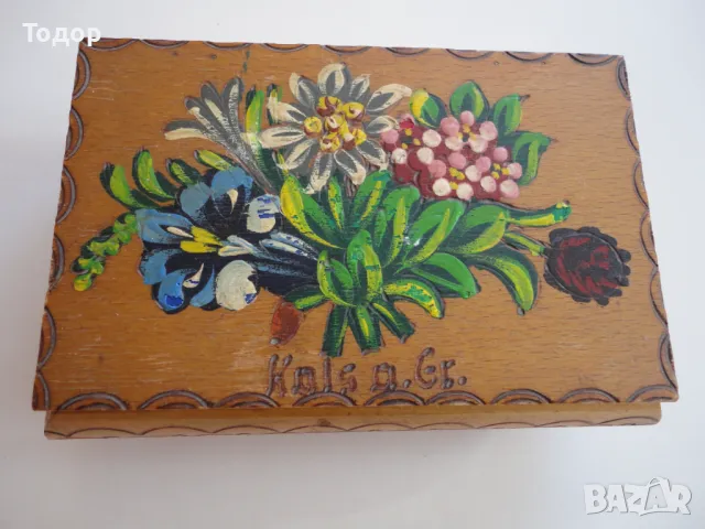 Авторска дървена кутия за бижута 6