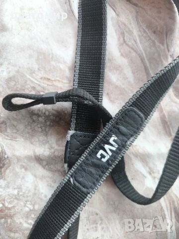 ремък JVC, снимка 2 - Чанти, стативи, аксесоари - 50926770