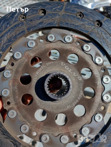 Демпферен маховик притискат елен и феродов диск Volvo , снимка 4 - Части - 53803802