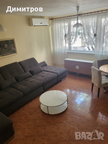 Двустаен обзаведен апартамент между ИУ и Спортна зала