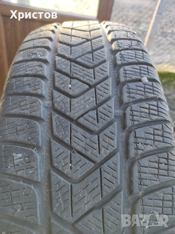 215/65/17 Pirelli Scorpion