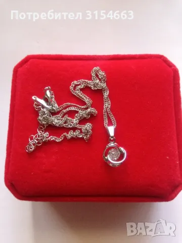 Колие с кристал , снимка 2 - Колиета, медальони, синджири - 50072914