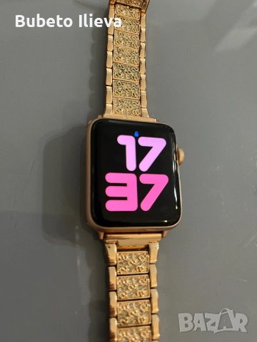 Apple Watch series 3 42мм, снимка 2 - Смарт гривни - 52214575
