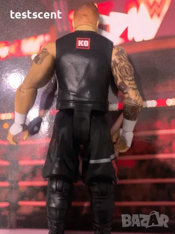 Екшън фигура WWE Kevin Owens Кевин оуенс fight Basic series mattel figure играчка, снимка 8 - Колекции - 48503889