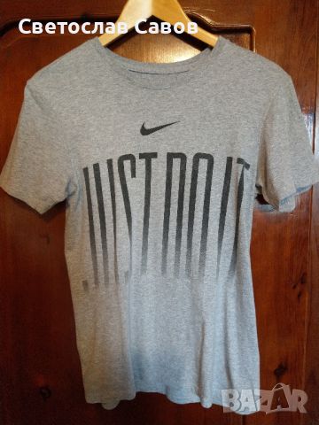 Nike XS р-р., снимка 3 - Тениски - 46700227