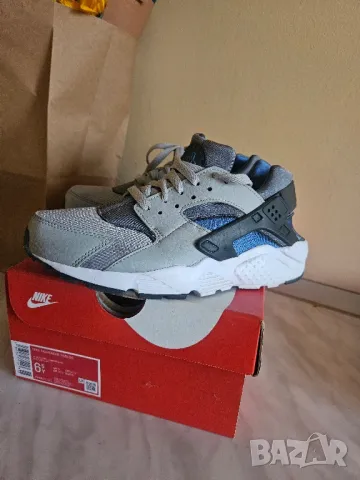 Nike huarache run Gs, снимка 2 - Детски маратонки - 47248601