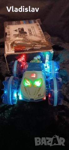 Амфибийна кола с дистанционно управление с LED светлина, 4WD водоустойчива, снимка 5 - Коли, камиони, мотори, писти - 52435284