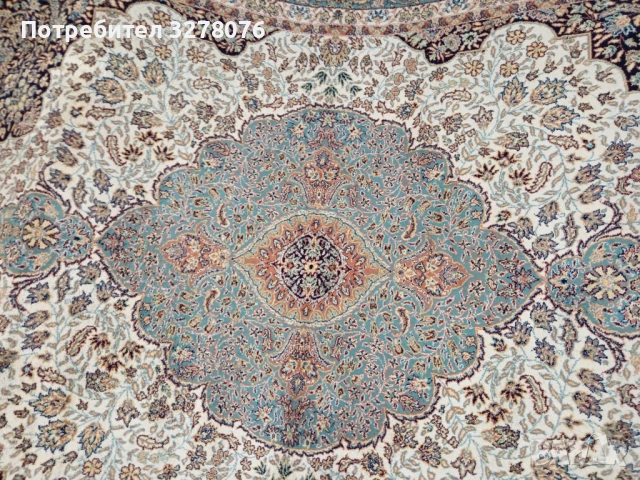 Персийски килим , снимка 2 - Килими - 53281372