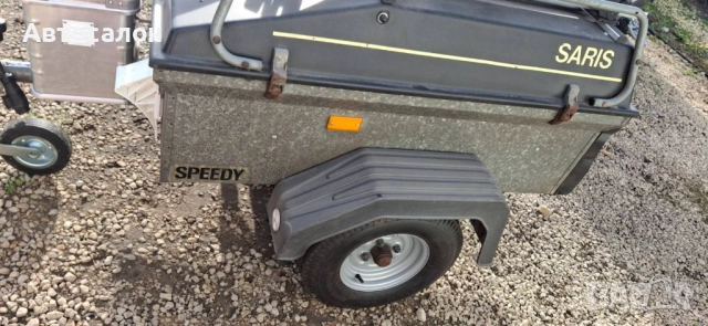 Ремарке Saris със стойка за три велосипеда , снимка 4 - Ремаркета - 52561134