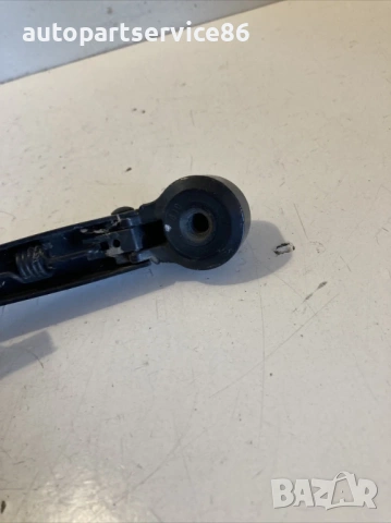 Заден рамо на чистачка за Jeep Compass (2009), снимка 2 - Части - 53499039