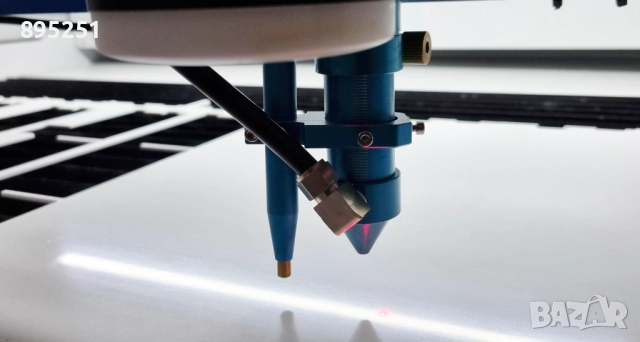 Услуги с СО₂ лазер и CNC рутер (фреза)