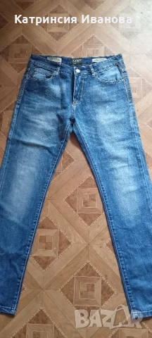 Различни модели дънки Dsquared2,Armani,спортни долнища Adidas,North Face -купи 1бр.+ 1 подарък , снимка 3 - Клинове - 47714849