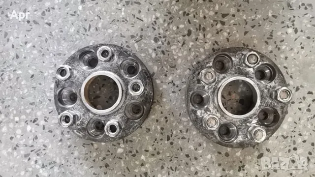 2бр ОРИГИНАЛНИ, НЕМСКИ ФЛАНЦИ за СУБАРУ / SUBARU 5x100, 56.1 mm