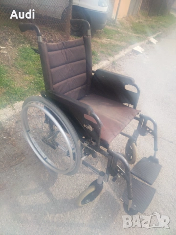 Сгъваема инвалидна рингова количка със степенки Марка: Eclip Ширина на седалката 46см Дълбочина 45см, снимка 10 - Инвалидни колички - 53721355