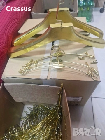 Продават се закачалки за дрехи, снимка 6 - Закачалки - 52673527