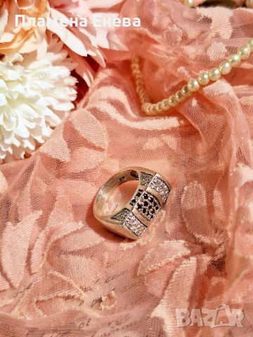 Дамски сребърен пръстен , снимка 2 - Пръстени - 53603598