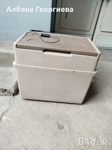 Хладилник ELECTROLUX на 12/220 V и gaz, снимка 17 - Хладилни чанти - 51847587