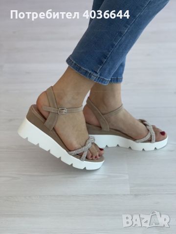 Леки и удобни ежедневни дамски сандали за всекидневен шик., снимка 2 - Дамски ежедневни обувки - 45197240