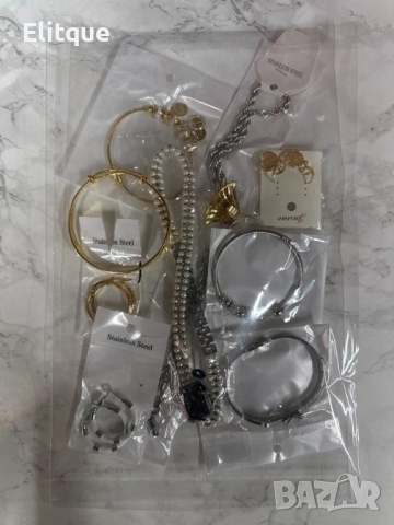 Мистериозна торбичка с бижута с 10бр висококачествени бижута, снимка 13 - Бижутерийни комплекти - 52684571