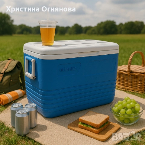 Хладилна кутия Atlantic 60L, пасивна, синя, с поставки за чаши, снимка 2 - Хладилни чанти - 54175908