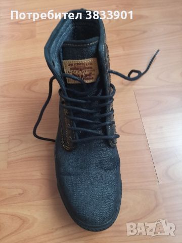мъжки оригинални обувки наLEVIS, снимка 1 - Маратонки - 45540424