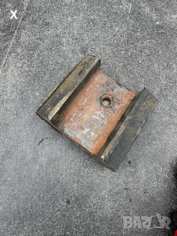 Тампон двигател преден ГАЗ 53 66-1001020 НОВ ОРИГИНАЛЕН, снимка 2 - Части - 54052894