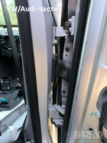 Панта панти за задна дясна врата за Голф 5 Пасат Джета VW Golf 5 Passat Touran Jetta 1K4833402K