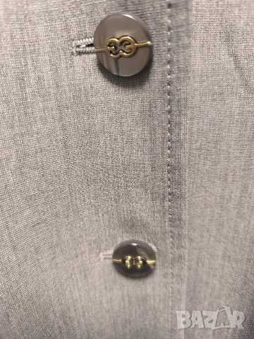 ново вносно сако escada размер 46 made in germany, снимка 3 - Сака - 53229149