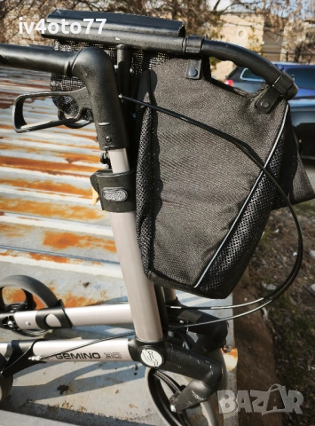 Сгъваема Професионална Проходилка Gemino 30 за възрастни и болни хора, снимка 12 - Инвалидни колички - 53667573