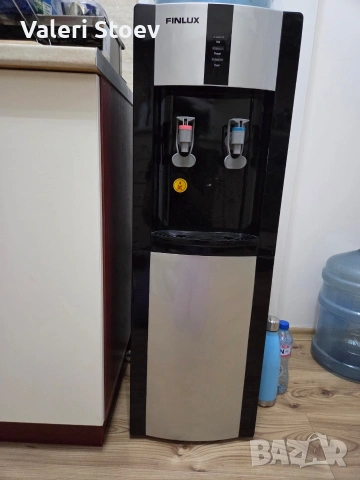 Диспенсър за вода 