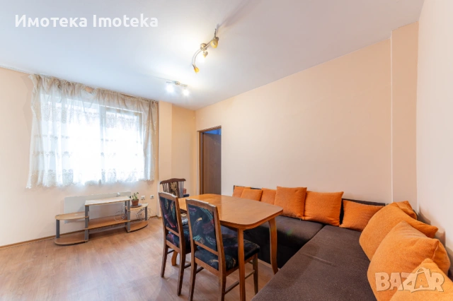 Тристаен, обзаведен тухлен, с асансьор 