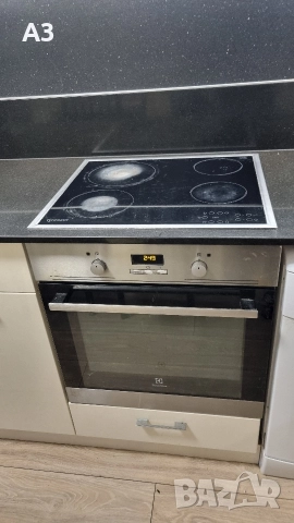 Керамичен котлон за вграждане Indesit 