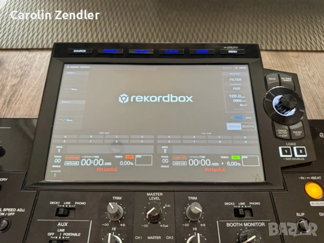 Pioneer DJ XDJ-RX3 s kufar za polet Headliner