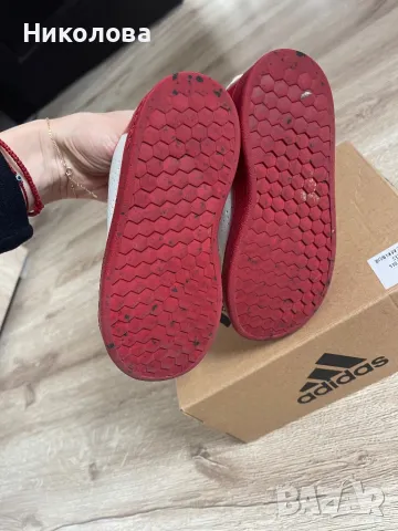 Детски обувки Adidas, снимка 4 - Детски обувки - 49741225