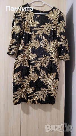 Черна рокля със златни паети размер М