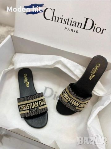 Christian Dior дамски чехли и чанти висок клас реплика, снимка 4 - Чехли - 46349250