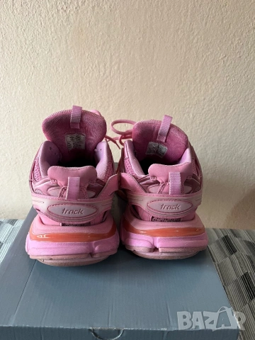 Balenciaga дамски маратонки, снимка 4 - Маратонки - 53716837
