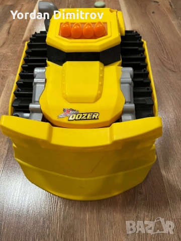 Мощен булдозер , снимка 5 - Коли, камиони, мотори, писти - 52456761