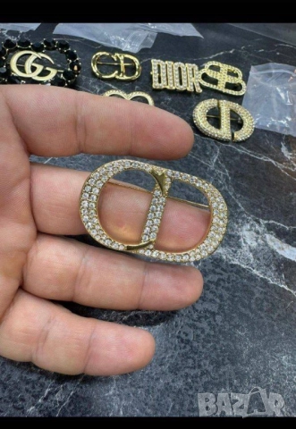 брошки christian dior ysl saint laurent , снимка 16 - Други - 51980328