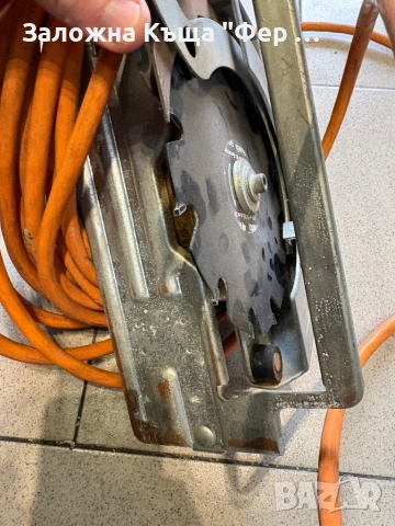 Ръчен циркуляр Balck& Decker, снимка 6 - Други инструменти - 53426041