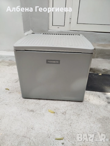 Хладилник Dometic на  12*220 V- gaz -41 литра, снимка 12 - Хладилници - 52083077