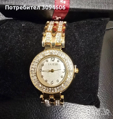 Часовници в подаръчна кутия , снимка 10 - Бижутерийни комплекти - 52357462