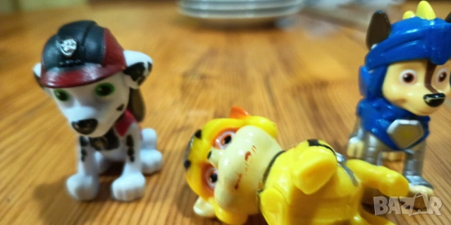 Оригинални фигурки Paw Patrol Mighty Pups (Чейс, Маршал, Ръбъл), снимка 5 - Колекции - 53395952